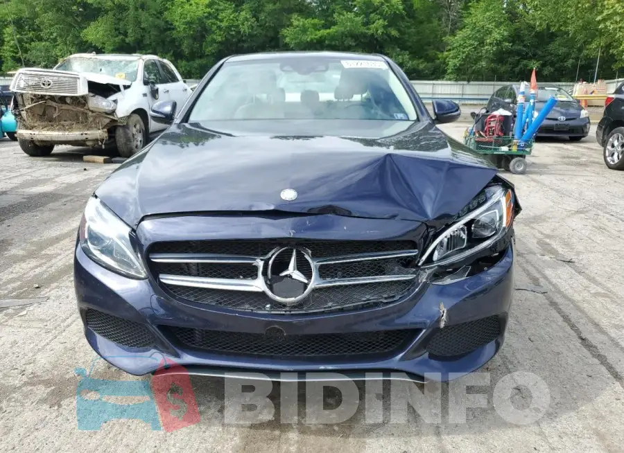 WDDWF4KB3GR139291 Photo# 5