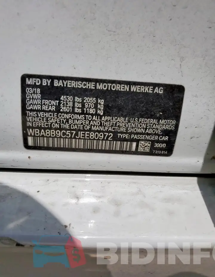 WBA8B9C57JEE80972 Photo# 12