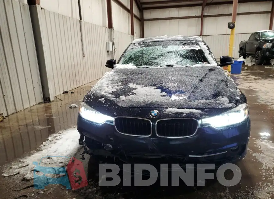 WBA8E3G5XGNU03162 Photo# 5