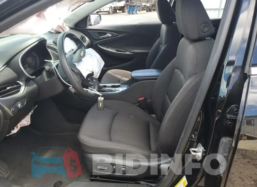 1G1ZD5ST9RF210826 Photo# 7