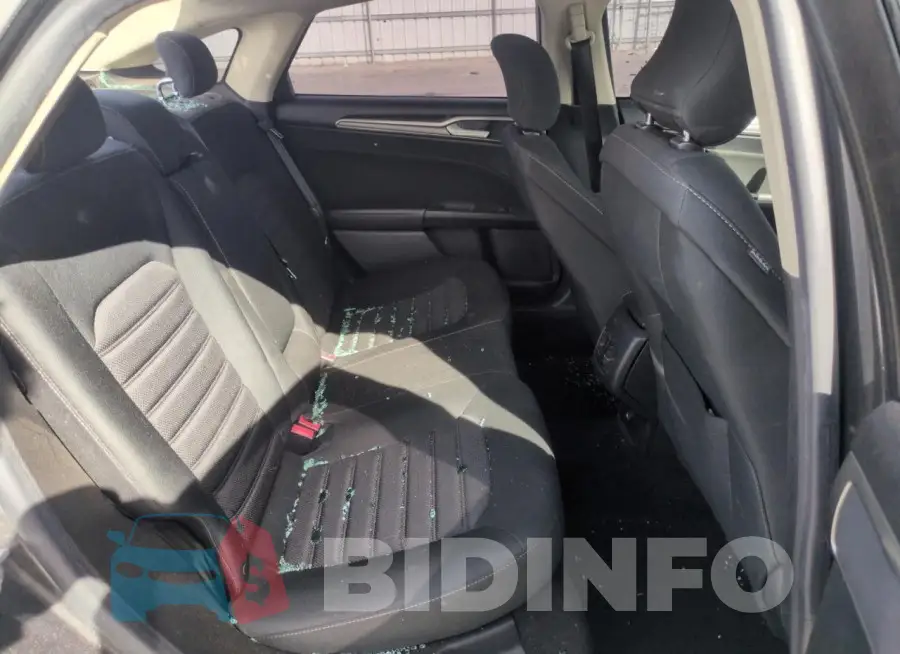 3FA6P0T94KR237941 Photo# 10