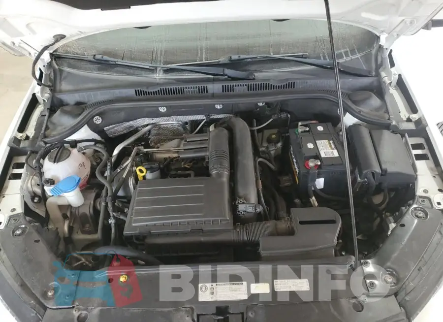 3VW2B7AJ4HM402046 Photo# 11
