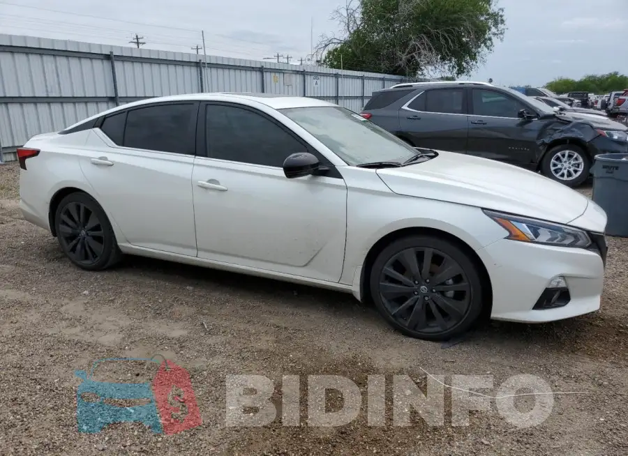 1N4BL4CV4NN407026 Photo# 4