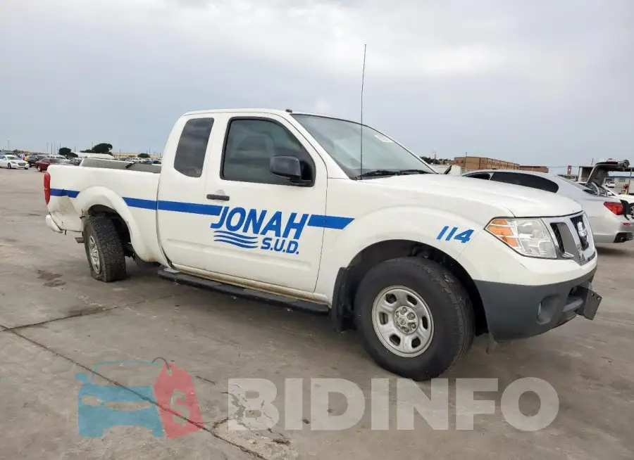 1N6BD0CT8JN752601 Photo# 4