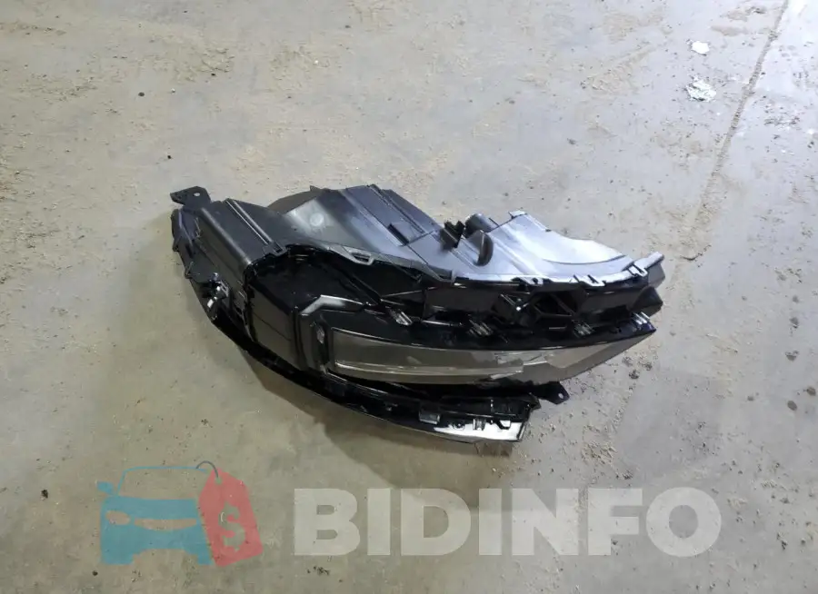JN8BT3DD4RW450151 Photo# 13