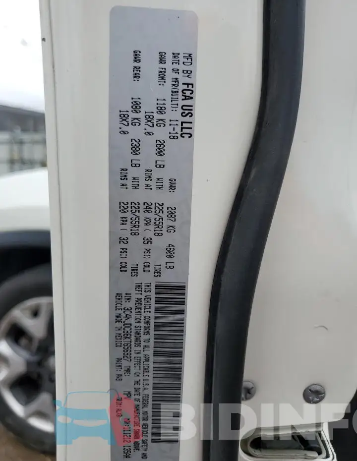 3C4NJDCB6KT656927 Photo# 14