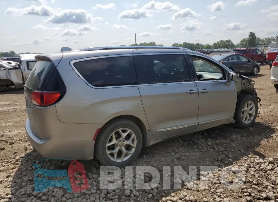 2C4RC1EG4HR816866 Photo# 3