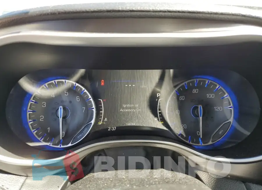 2C4RC1GG8HR759441 Photo# 9