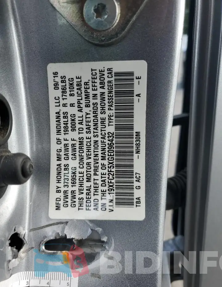 19XFC2F5XGE096432 Photo# 12