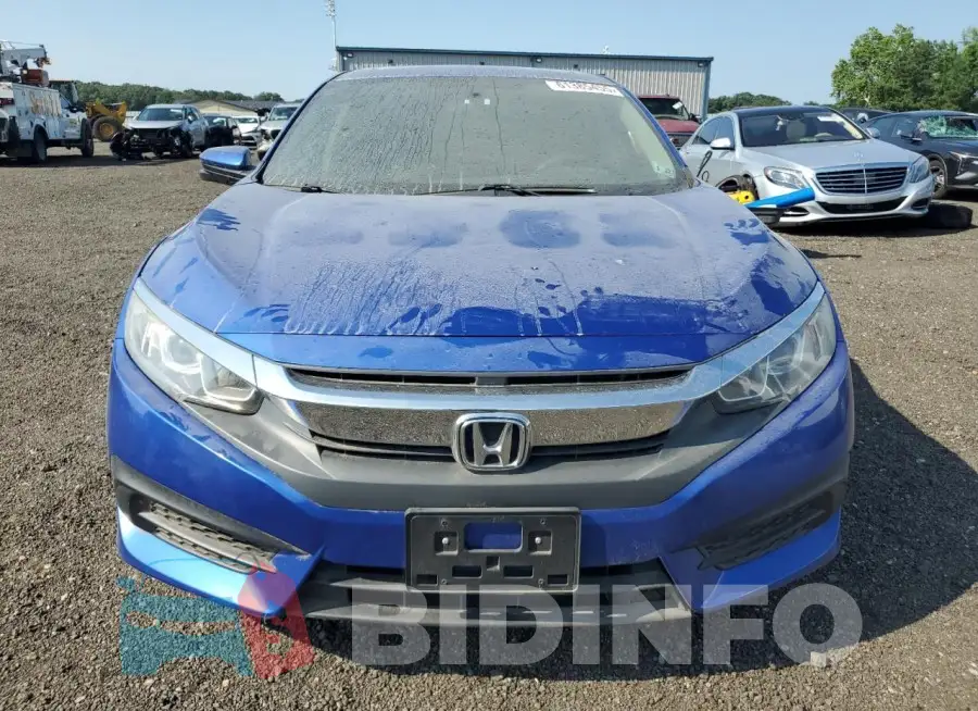 19XFC2F79HE208334 Photo# 5