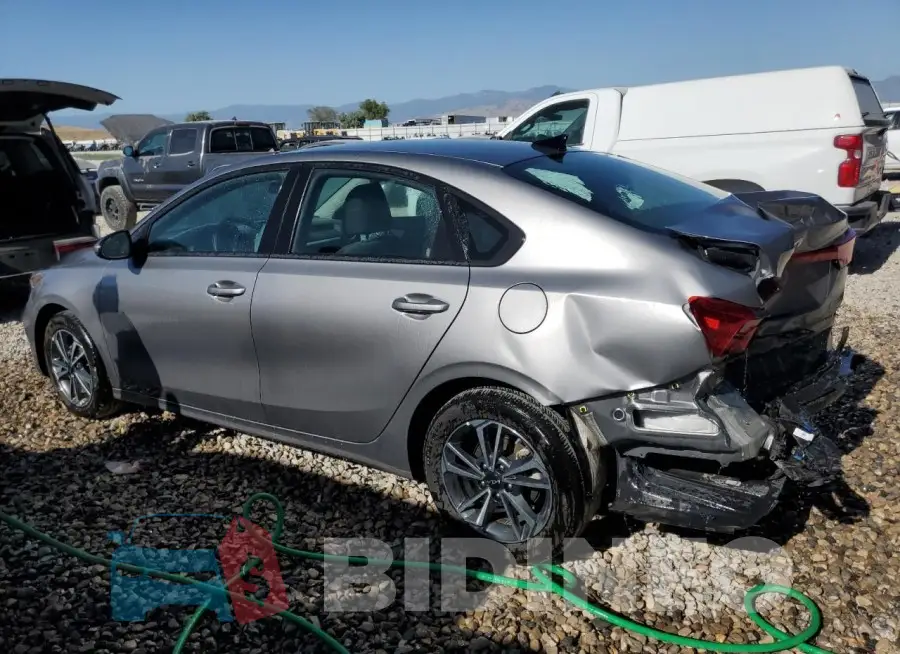 3KPF24AD0RE786948 Photo# 2