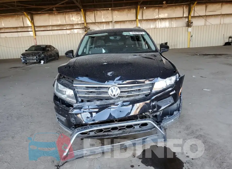 3VV3B7AX6KM162504 Photo# 5