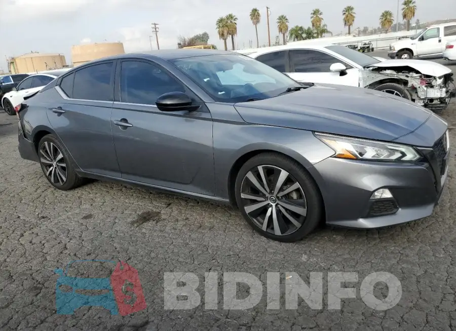 1N4BL4CV1KC166517 Photo# 4