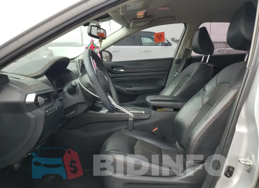 1N4BL4CV2LC102018 Photo# 7