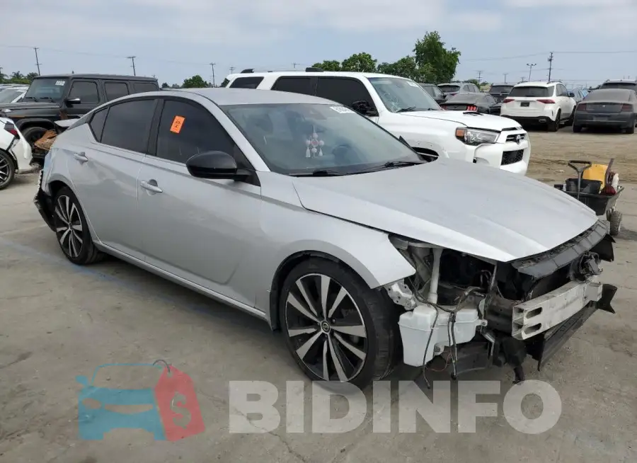 1N4BL4CV2LC102018 Photo# 4