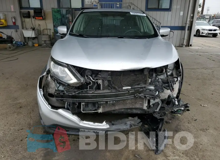 JN1BJ1CP4JW158802 Photo# 5