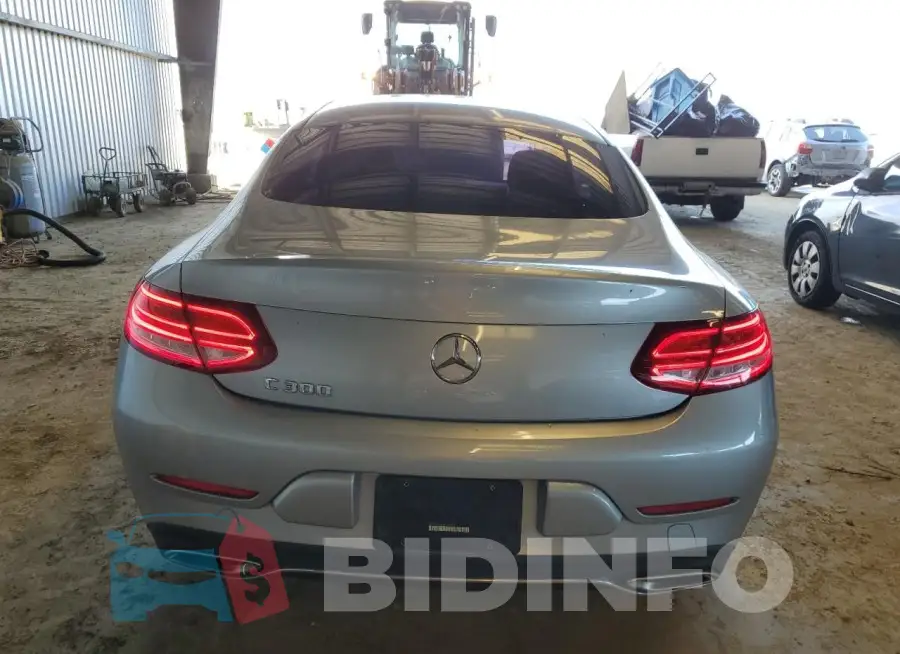 WDDWJ4JB8JF669670 Photo# 6