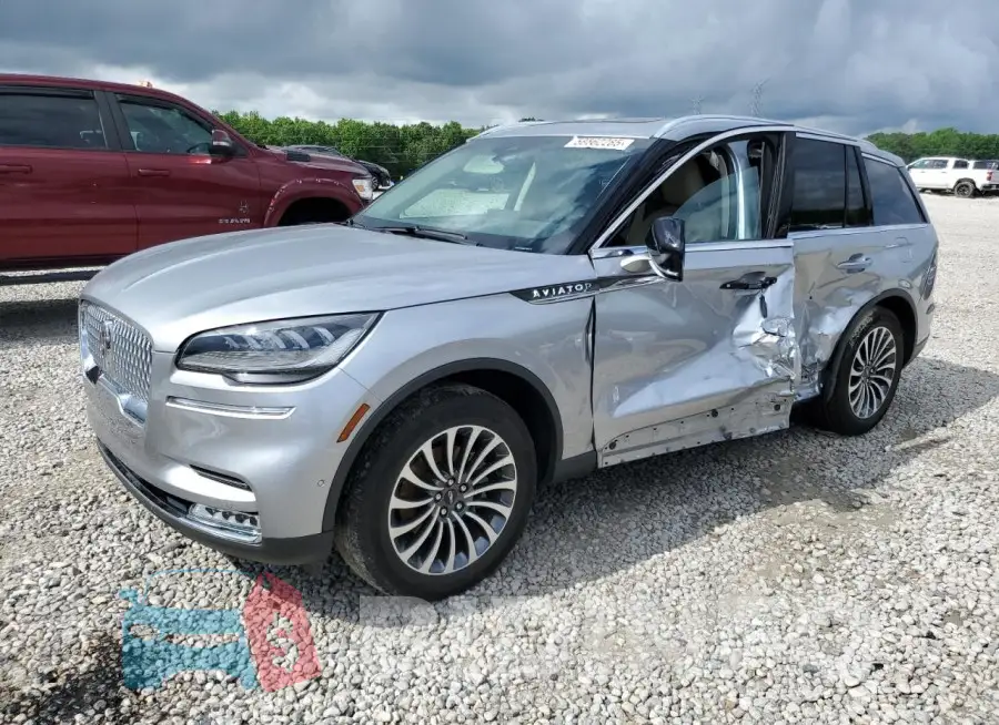 5LM5J7XC9MGL15512 Photo# 1