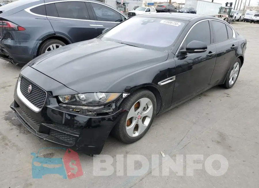 SAJAR4BG2HA972749 Photo# 1