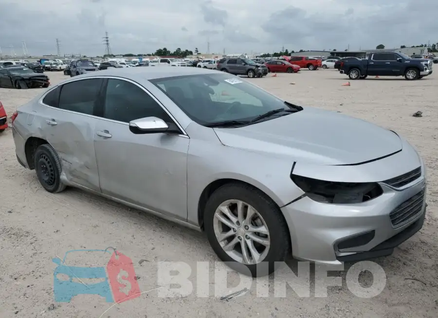 1G1ZD5ST5JF242497 Photo# 4