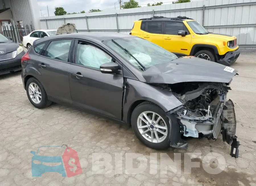 1FADP3K22GL208442 Photo# 4
