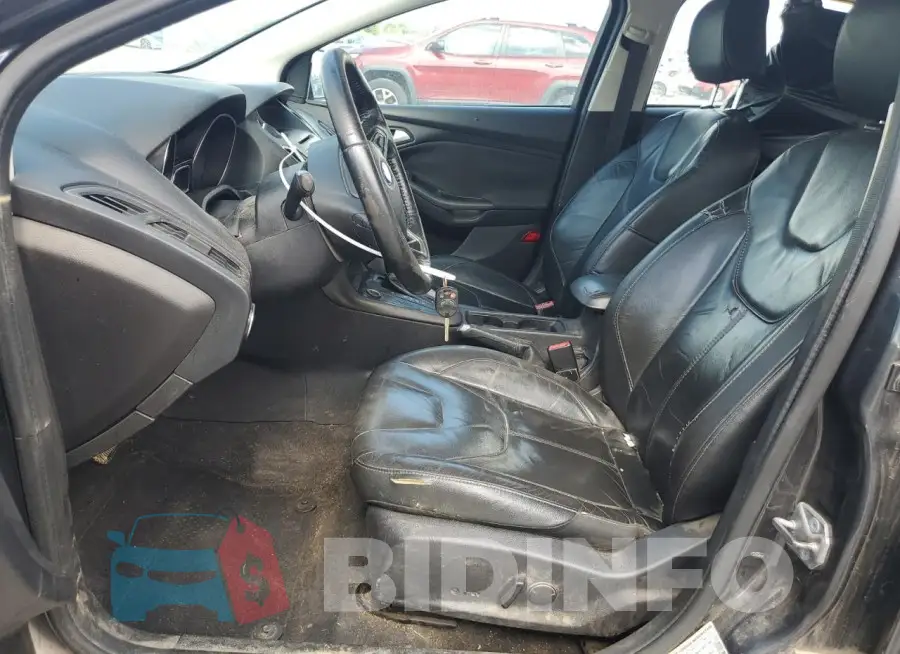 1FADP3K25GL329787 Photo# 7