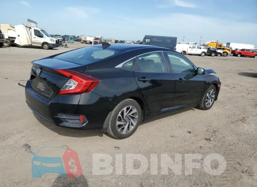 19XFC2F74HE040117 Photo# 3