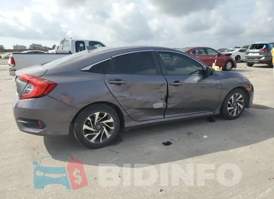 19XFC2F75HE071019 Photo# 3