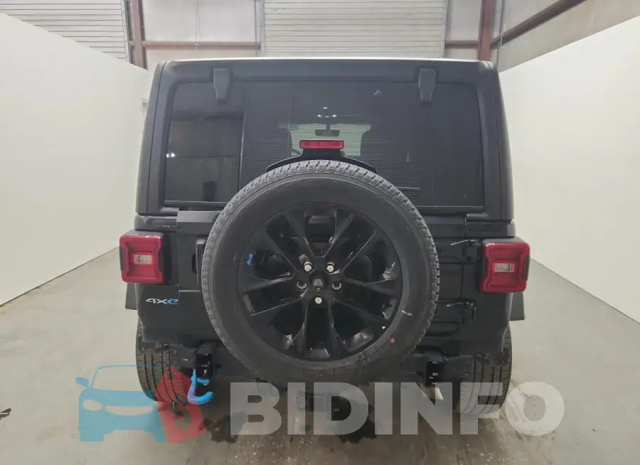 1C4JJXP66PW698917 Photo# 6