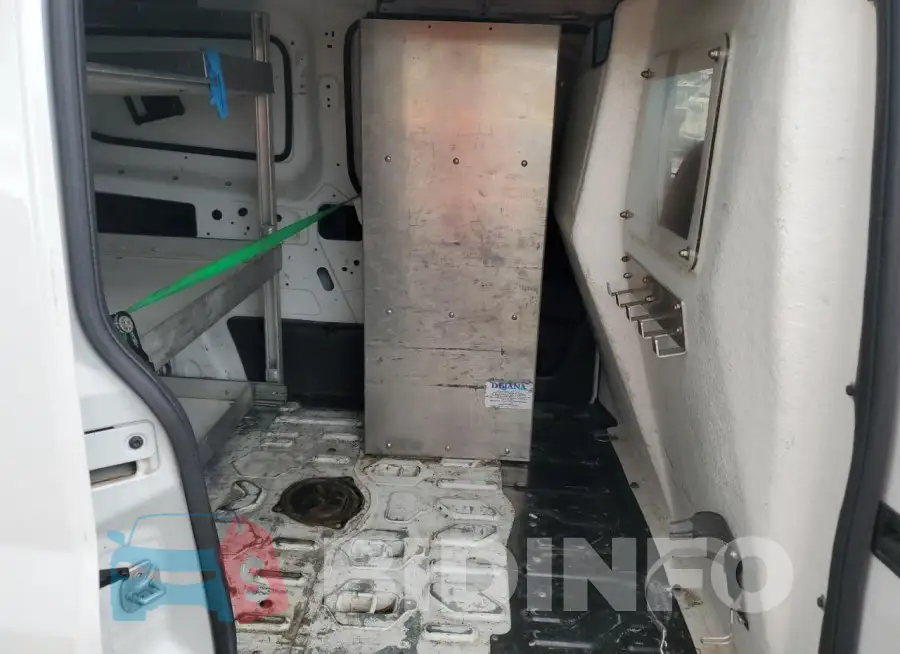 ZFBERFBB4H6E06519 Photo# 10