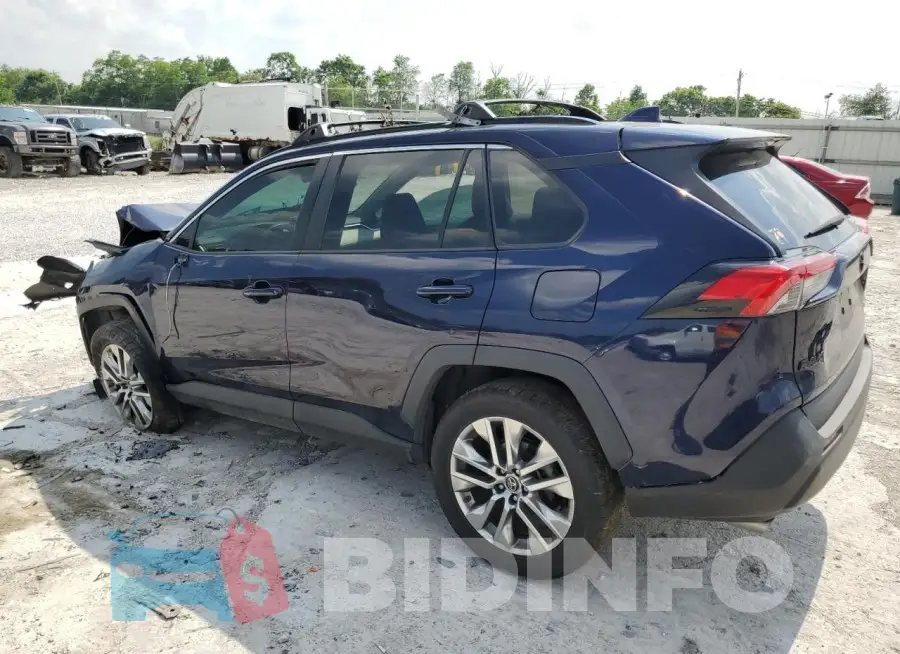 2T3A1RFV7KW049185 Photo# 2