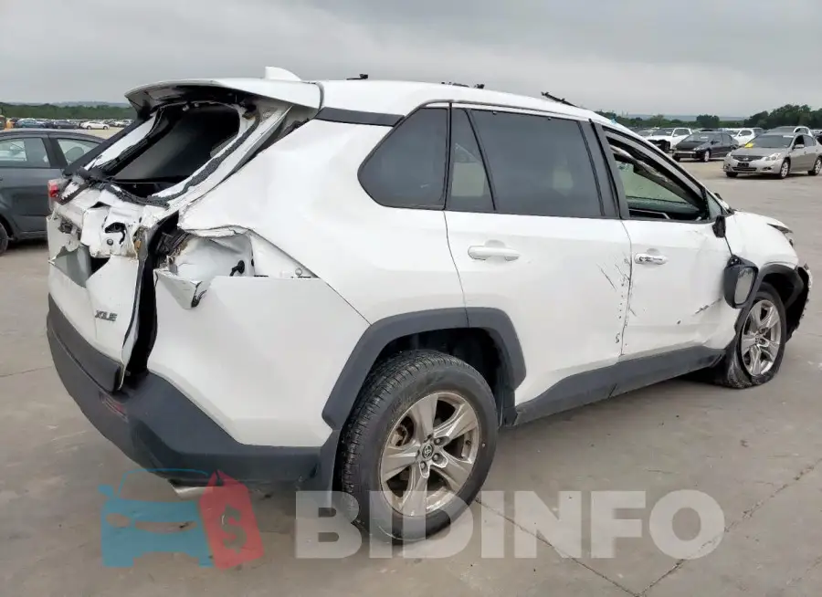 2T3W1RFV2NC209825 Photo# 3