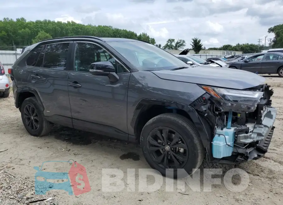 4T3E6RFV1PU117863 Photo# 4