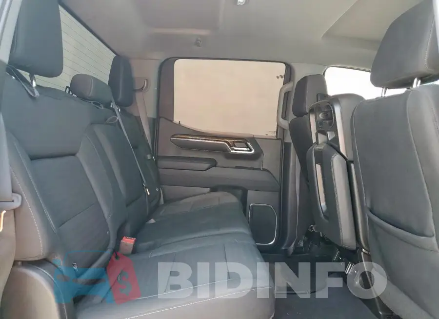 3GTPHCEK6NG680363 Photo# 10