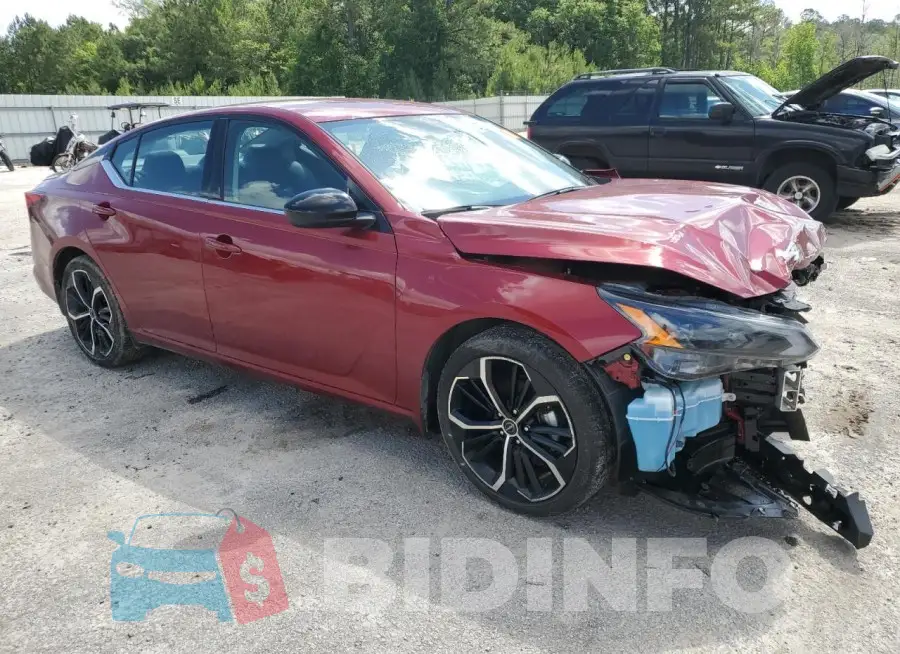 1N4BL4CV1PN401056 Photo# 4