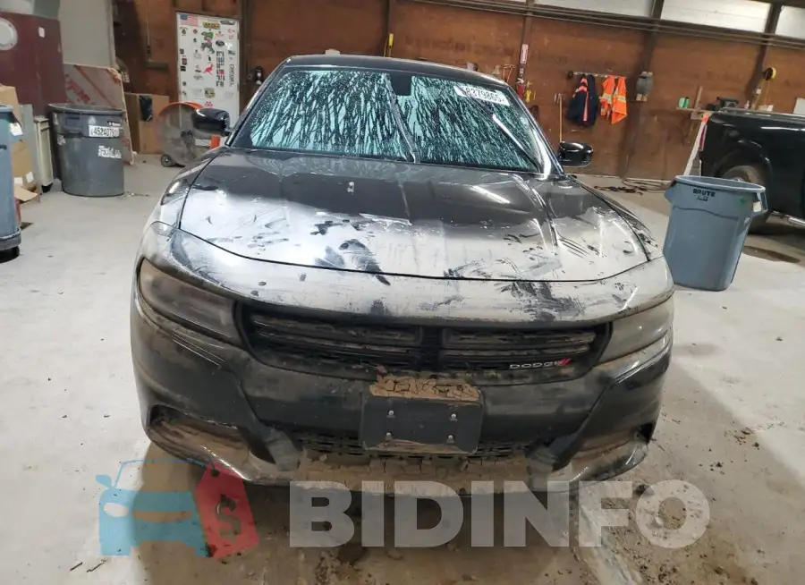 2C3CDXJG6GH267997 Photo# 5