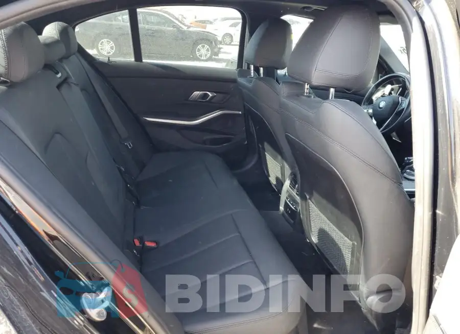 3MW5R7J06M8B65918 Photo# 10