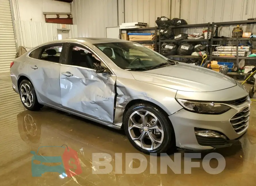 1G1ZD5ST0RF130931 Photo# 4