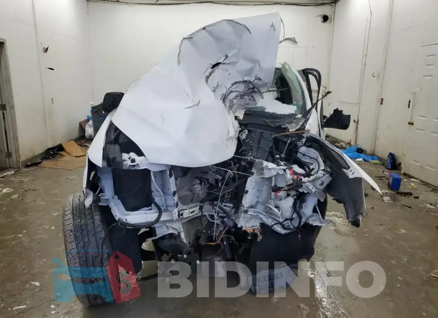 1GCHSCEA1M1282973 Photo# 5