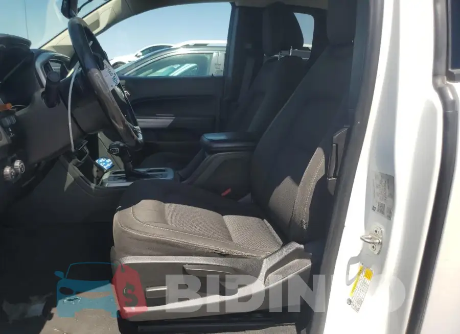 1GCHTCEN3M1152628 Photo# 7