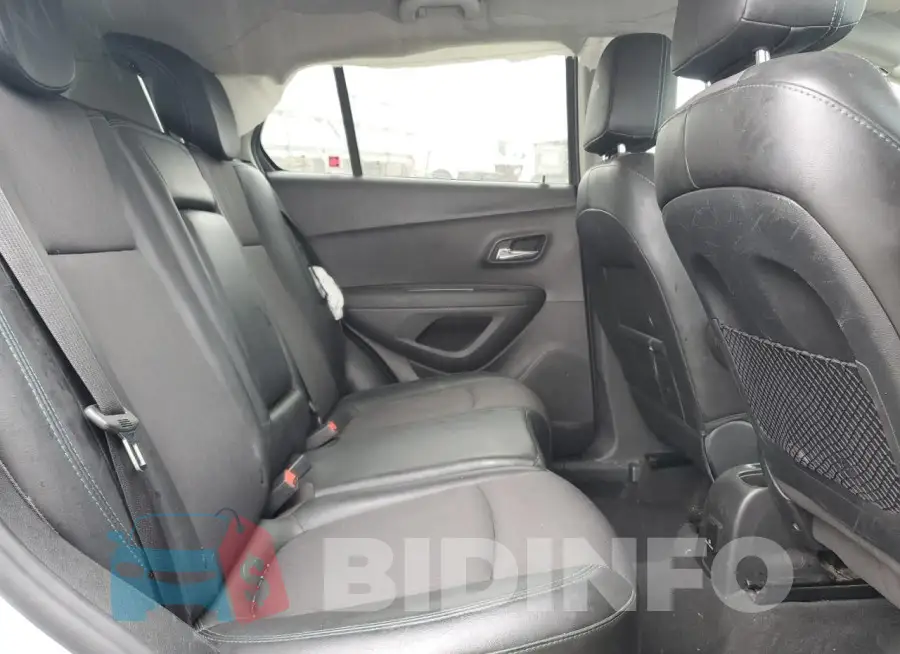 3GNCJLSB5GL272428 Photo# 11