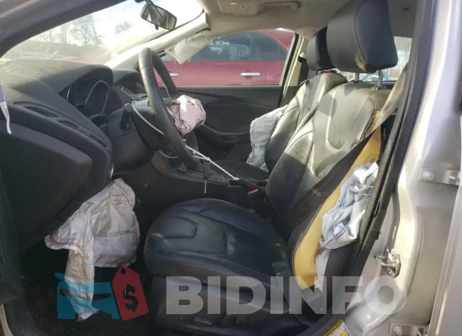 1FADP3F2XGL295257 Photo# 7
