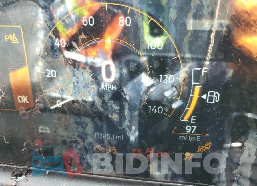 1FAGP8UH6S5105324 Photo# 9