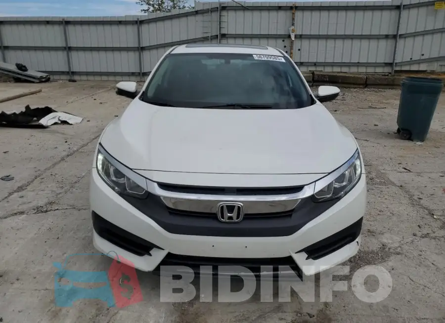 19XFC2F70GE098319 Photo# 5