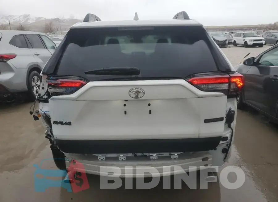 2T3J1RFV6RW417317 Photo# 6