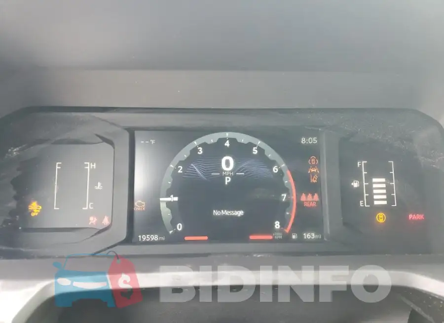 3TMKB5FN8SM025733 Photo# 9