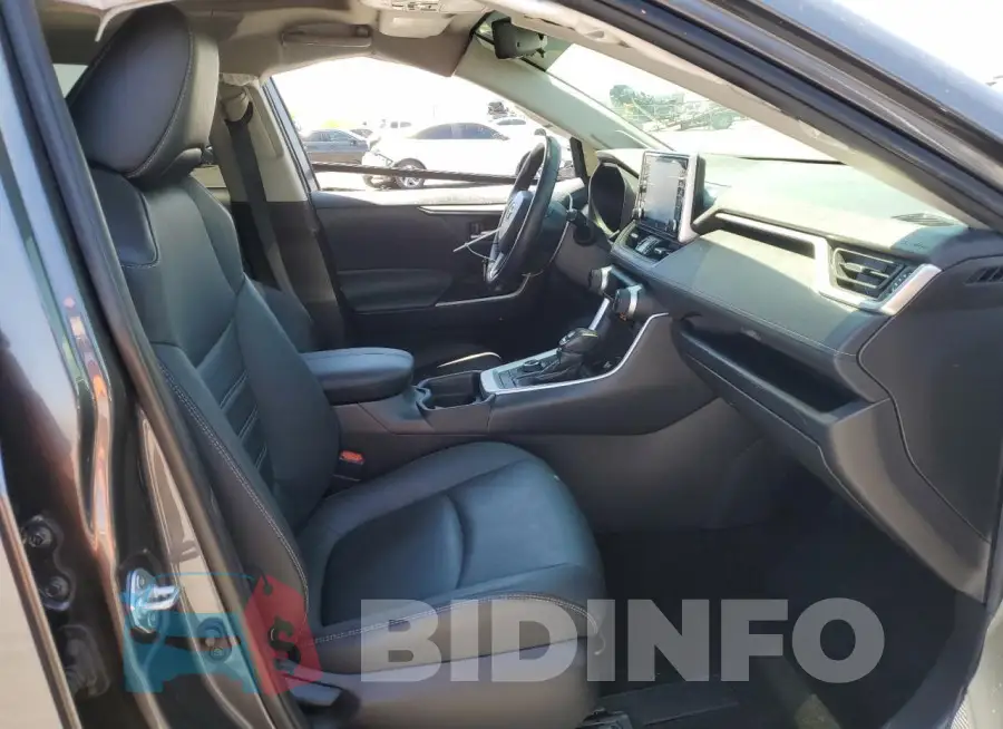 JTMB6RFV8MD040419 Photo# 7