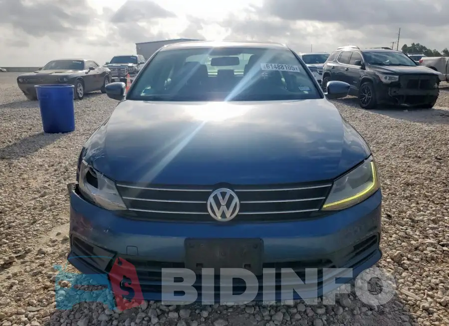 3VW2B7AJ0HM255854 Photo# 5