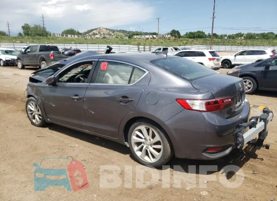 19UDE2F78JA008959 Photo# 2