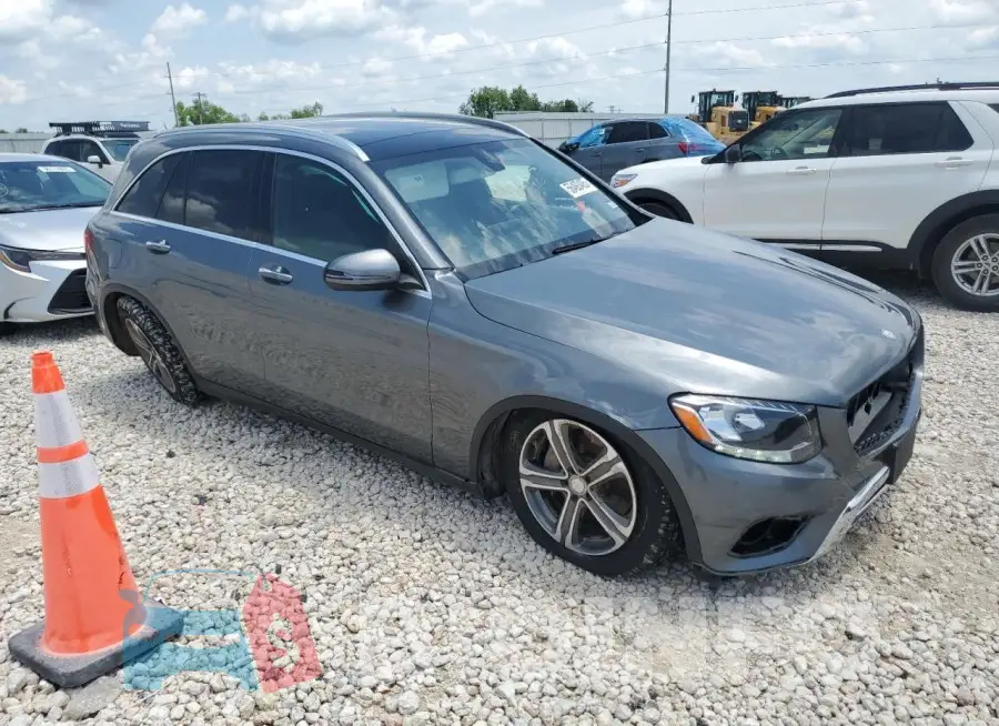 WDC0G4JB7GF107731 Photo# 4